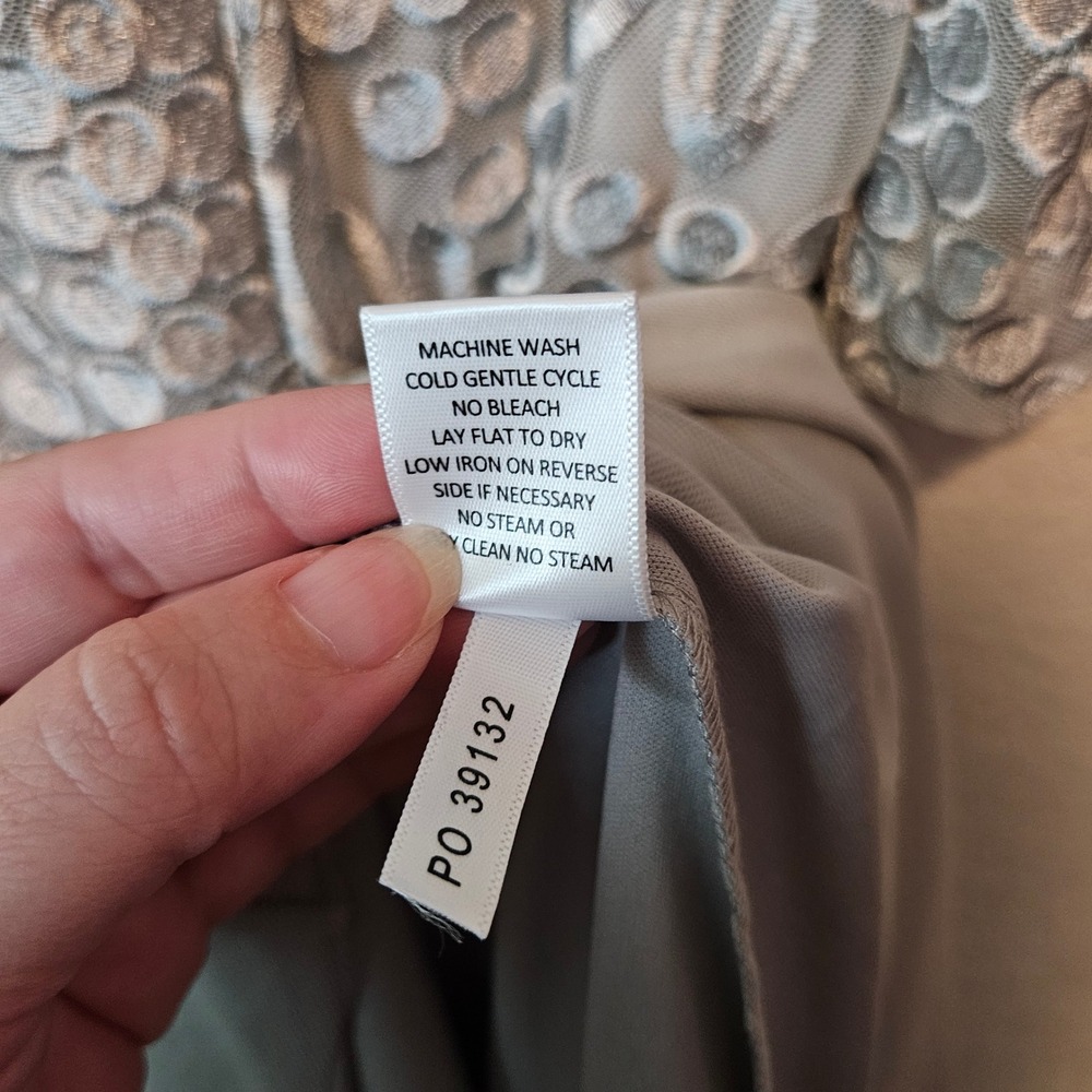 Alex Evenings Silver Gray Embroidered Lace Cowl Back Formal Dress 14 - Picture 9 of 10